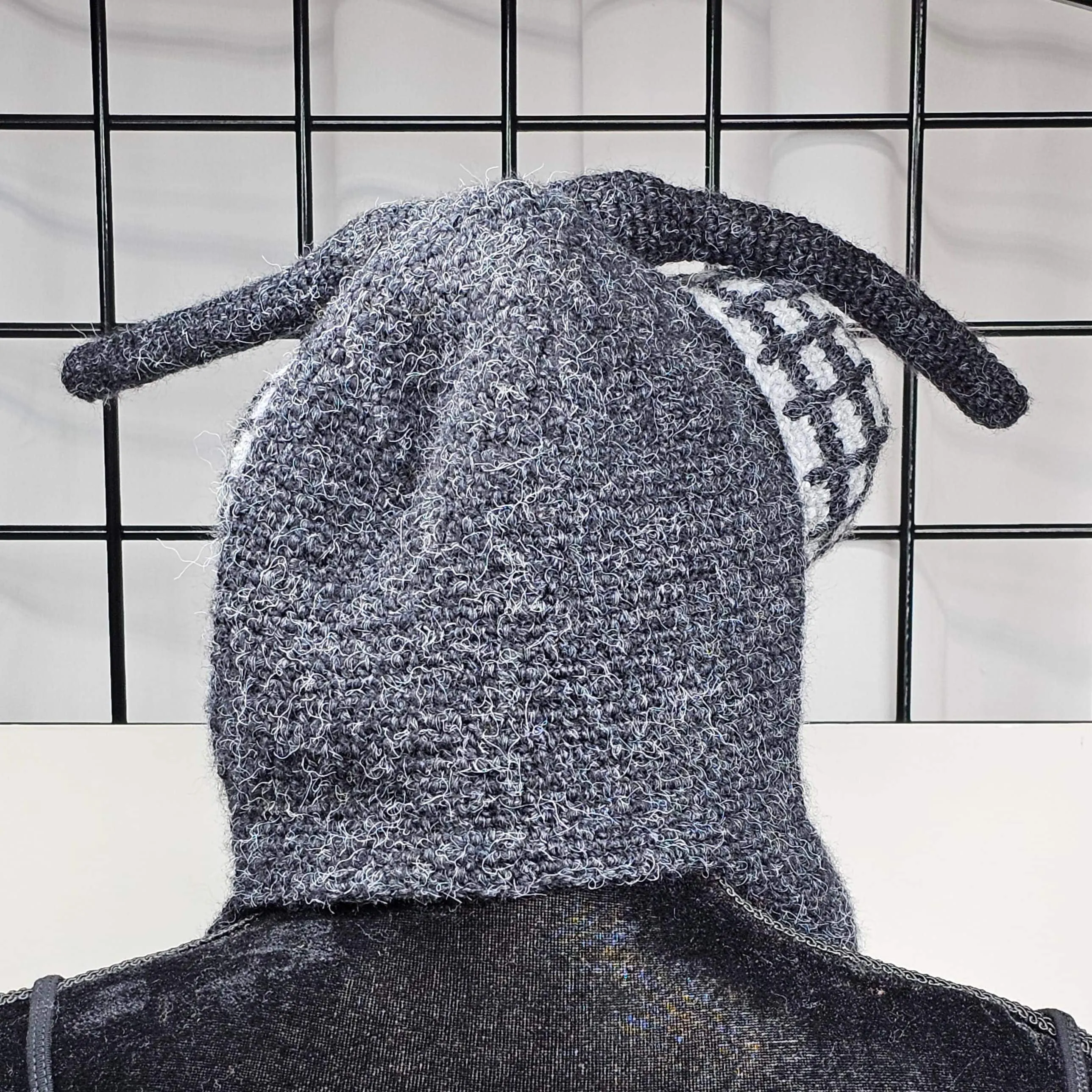 Bug Eyed Fly knitted winter novelty crazy ski snowboard hat adult unisex unique gift